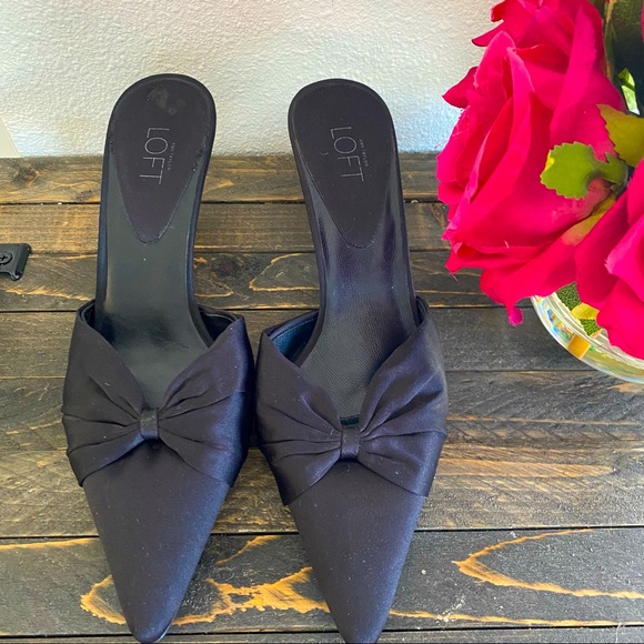 Loft Satin Knife Kitten Heel Mule (size 6M).🌹 - Picture 9 of 13